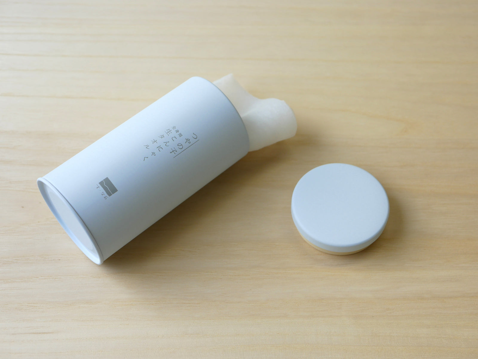 こんにゃく生タオル　※保管用容器入り